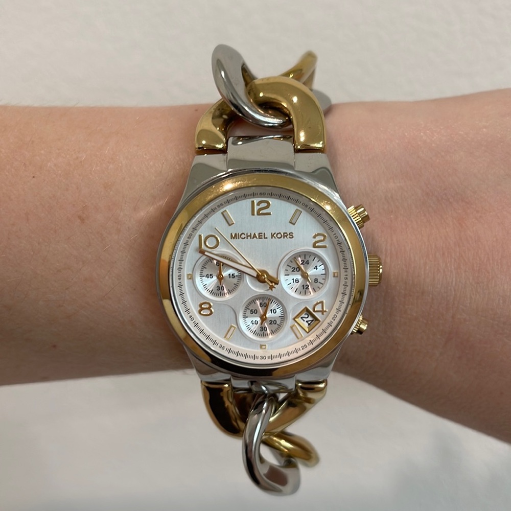 Michael Kors two tone Runway Twist watch - needs battery